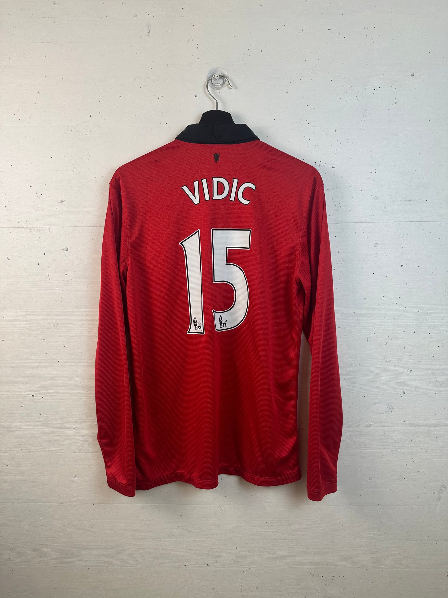 MANCHESTER UNITED 2013/14 VIDIC HOME KIT (M)