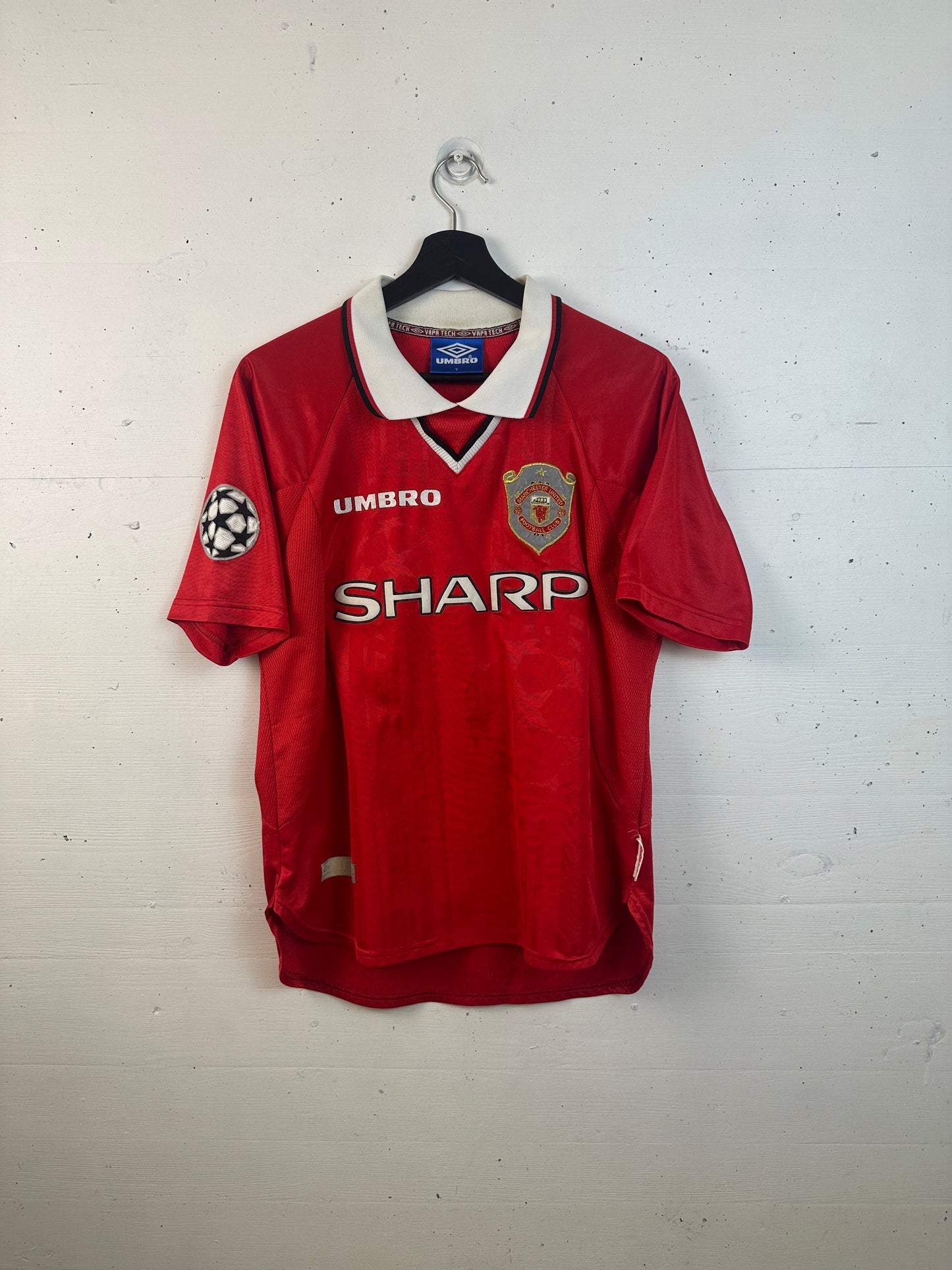 MANCHESTER UNITED 1997/98 YORKE HOME KIT (S)
