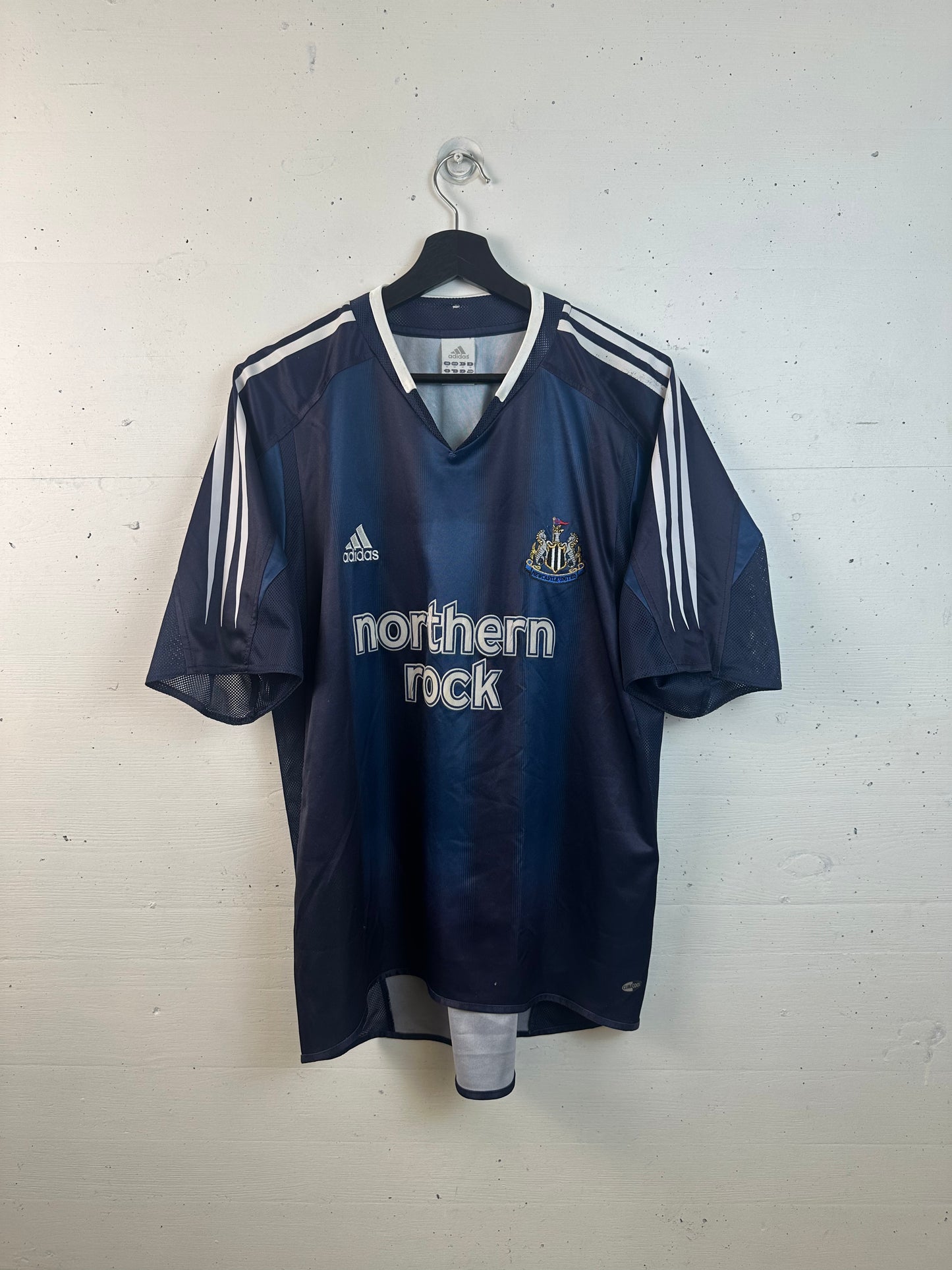NEWCASTLE UNITED 2004/05 SHEARER AWAY KIT (M)