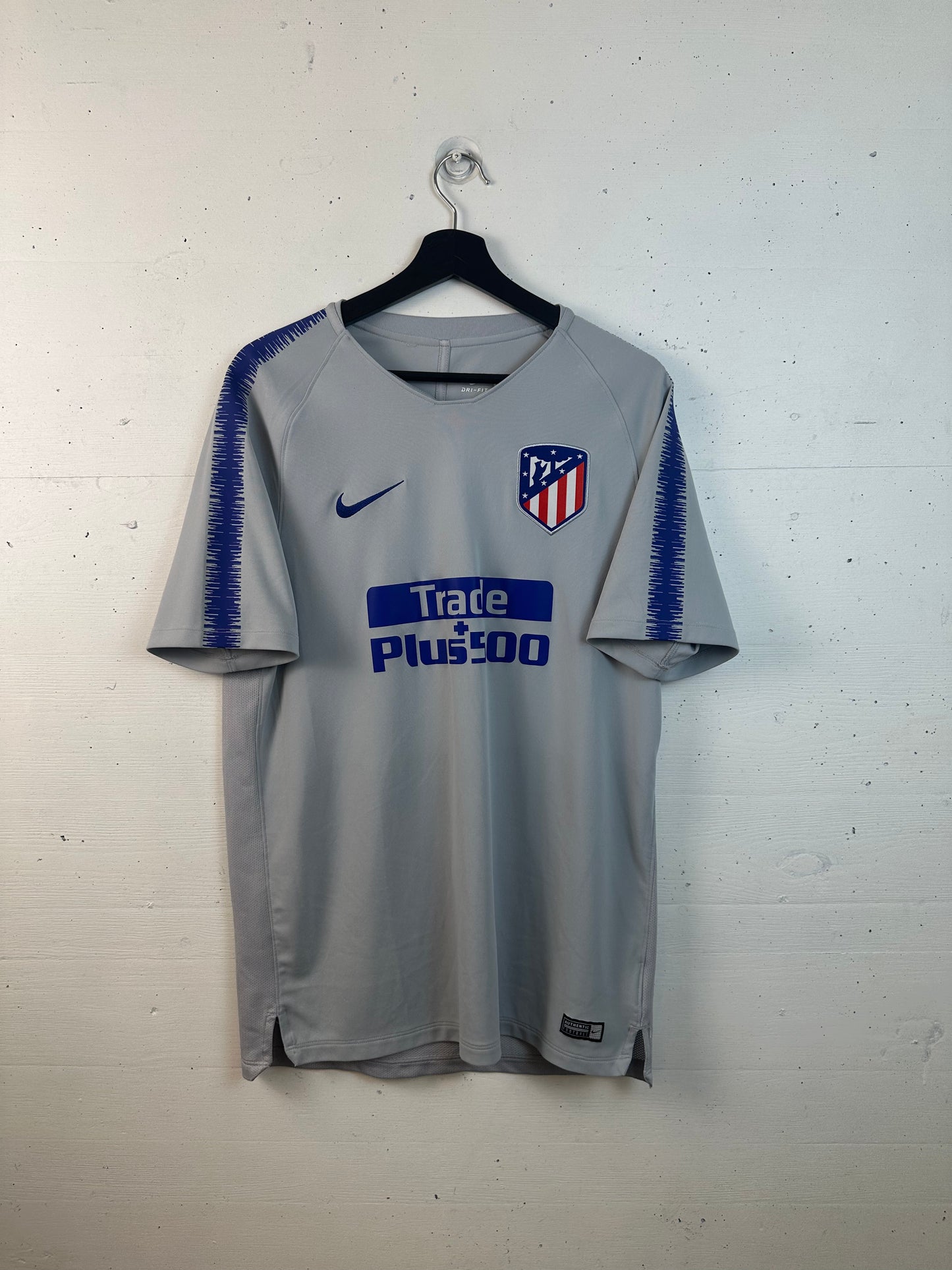 ATLETICO MADRID TRAINING SHIRT (L)