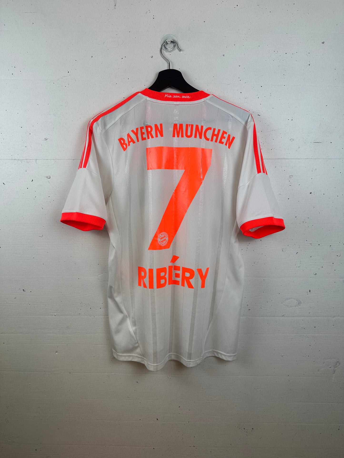 FC BAYERN MÜNCHEN 2012/13 RIBERY AWAY KIT (M)