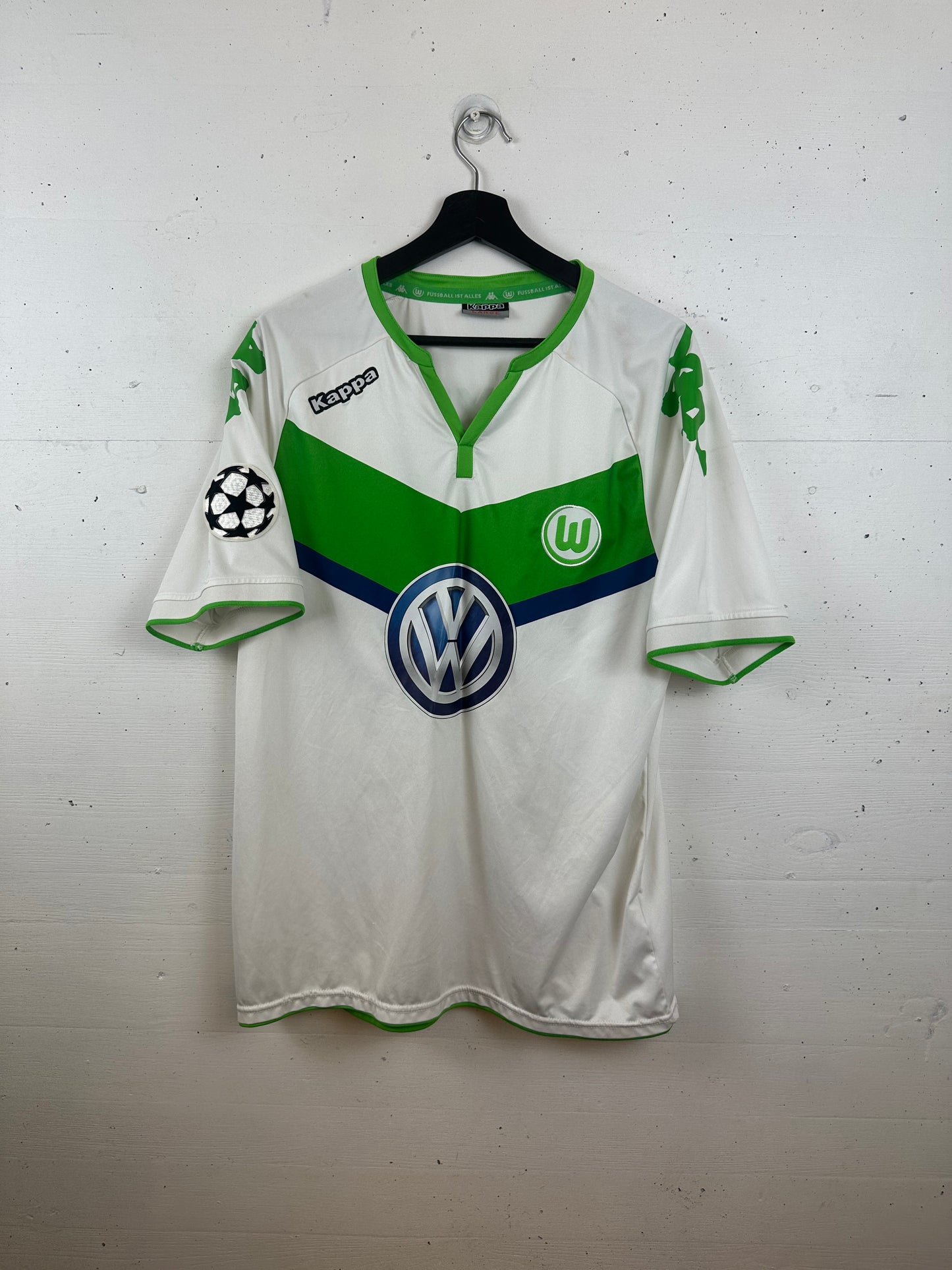 VFL WOLFSBURG 2015/16 DRAXLER HOME KIT (L)