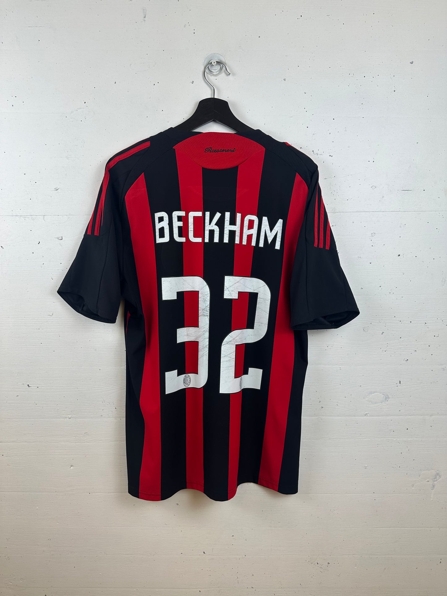 AC MILAN 2008/09 BECKHAM HOME KIT (L)