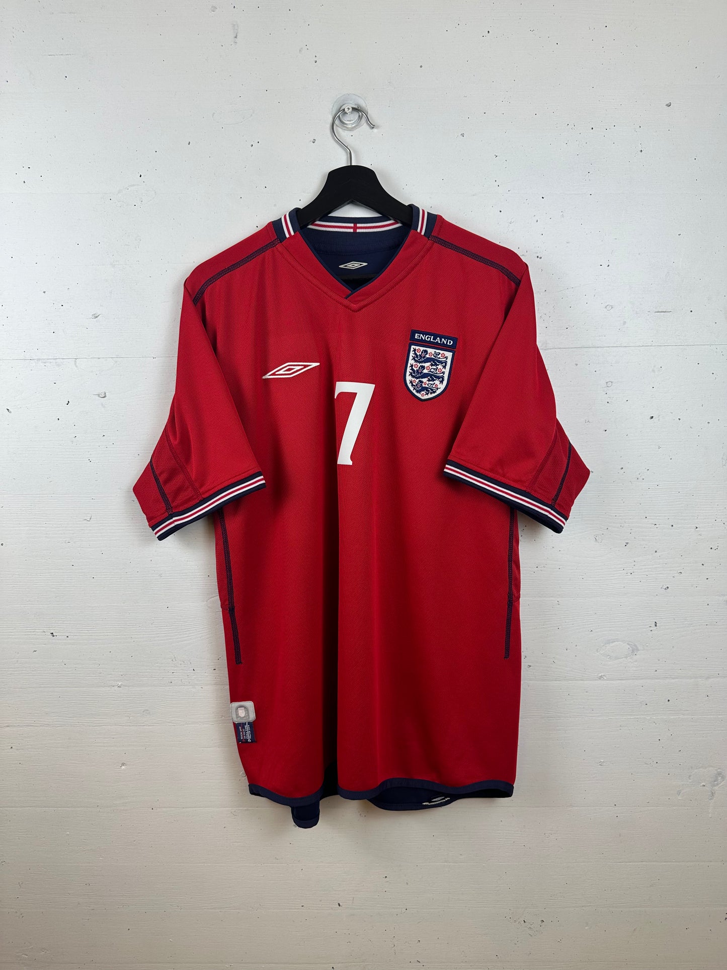 ENGLAND 2002 BECKHAM AWAY KIT (M)