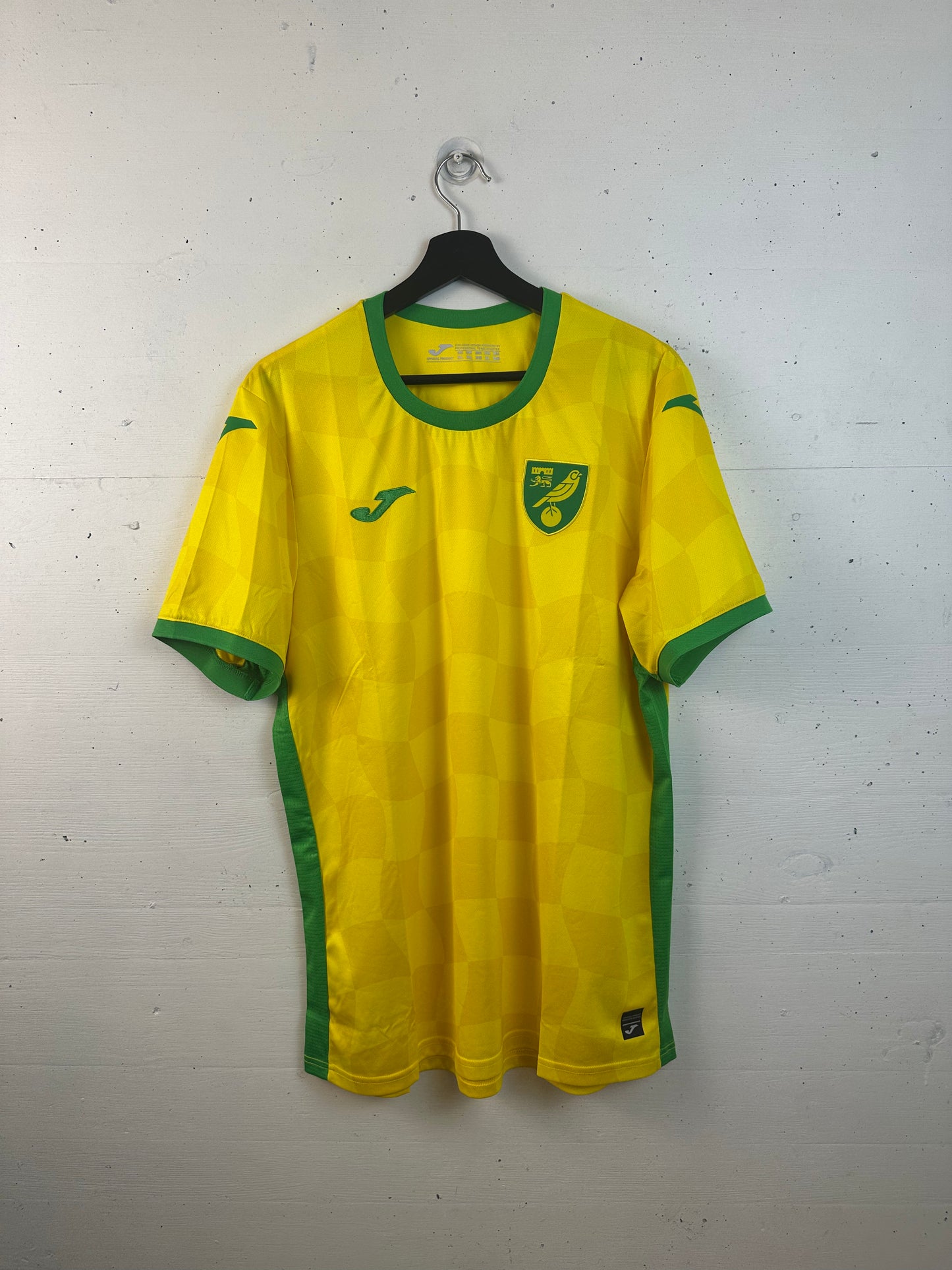 NORWICH CITY 2024/25 HOME KIT (XL)