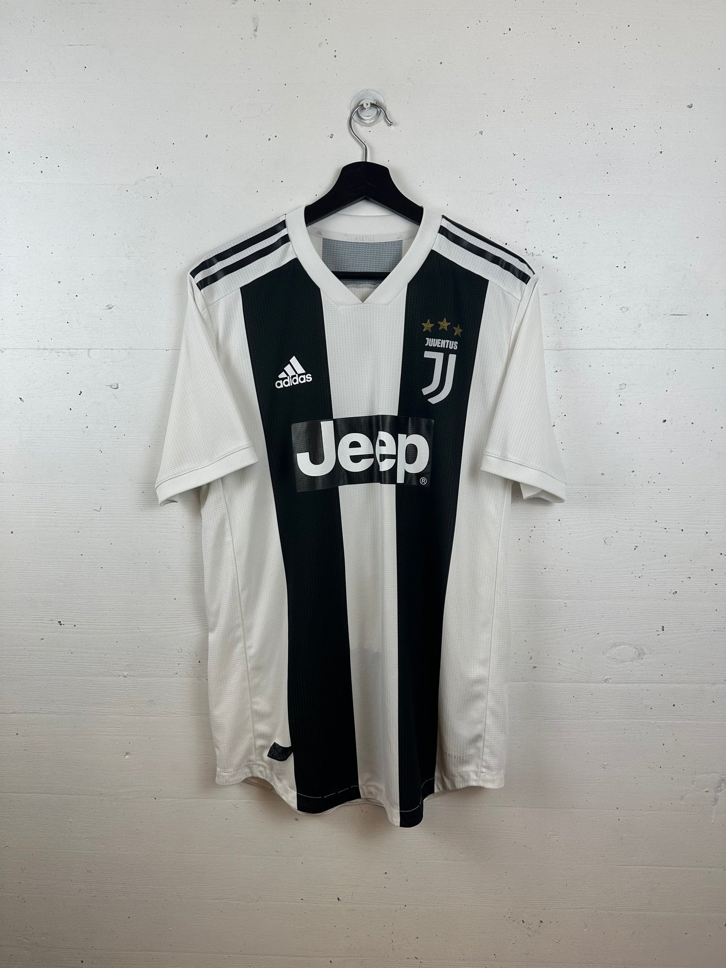 JUVENTUS TURIN 2018/19 C.RONALDO HOME KIT (L)