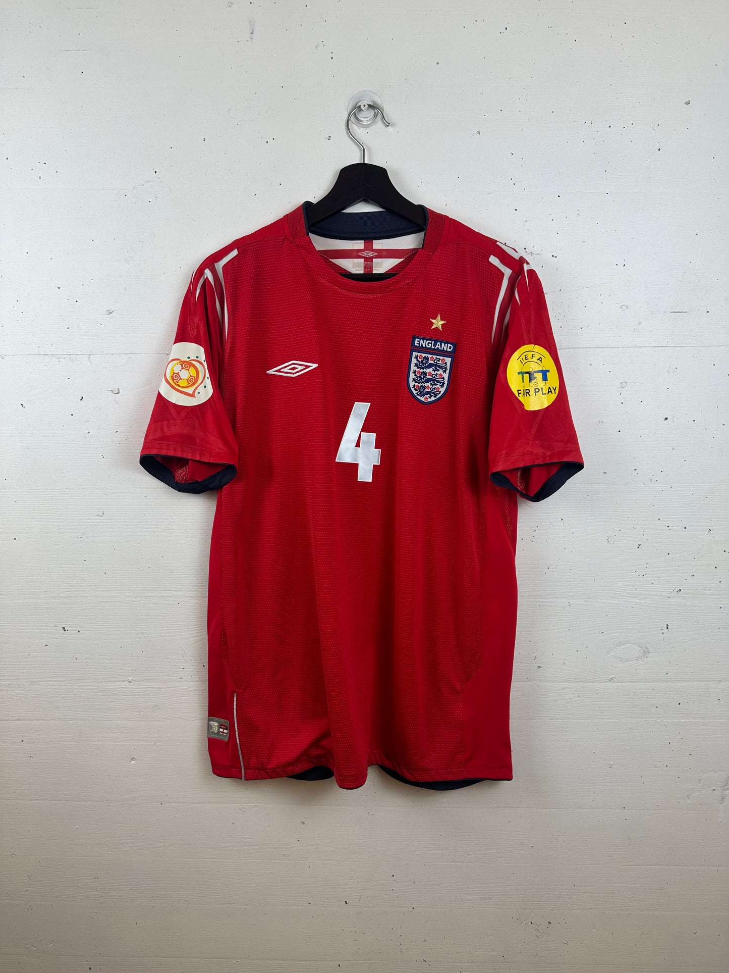 ENGLAND 2004 GERRARD AWAY KIT (M)
